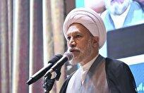 آموزش باید با اخلاق اسلامی همراه باشد