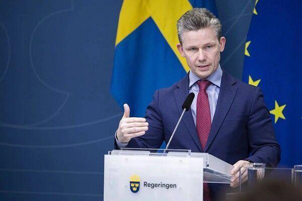 وزیر دفاع سوئد: جنگنده های روسی را سرنگون خواهیم کرد