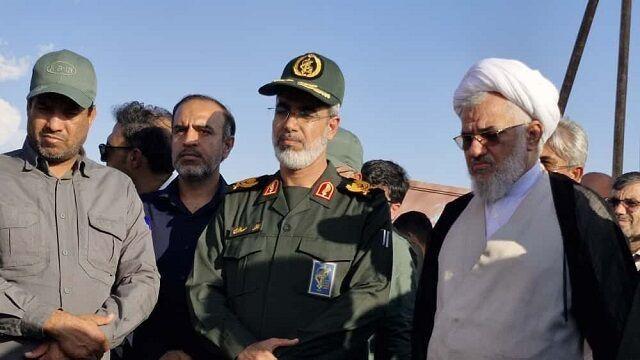 هم‌افزایی مردم، دولت و نهادهای انقلابی، لازمه حل مشکلات کشور است