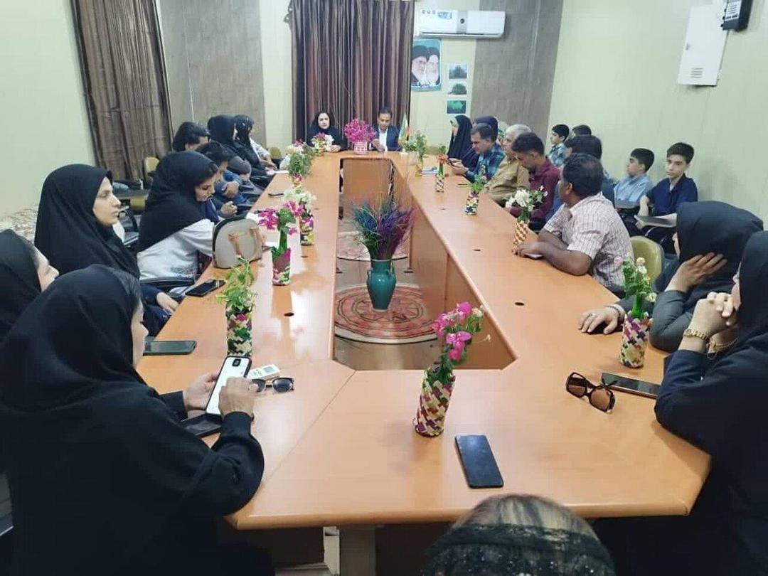 کارگاه توانمندسازی مدیران تشکل‌های زیست محیطی گناوه و دیلم برگزار شد