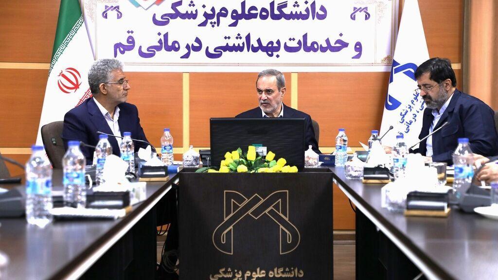 دانشگاه علوم پزشکی قم از موفق‌ترین دانشگاه‌ها در مقابله با آسیب‌های اجتماعی است