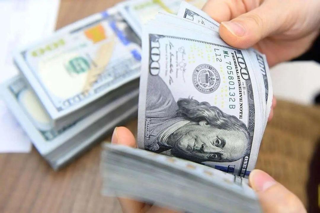 قیمت دلار آمریکا در بازار مبادله، امروز چهارشنبه ۲ مهر ۱۴۰۴