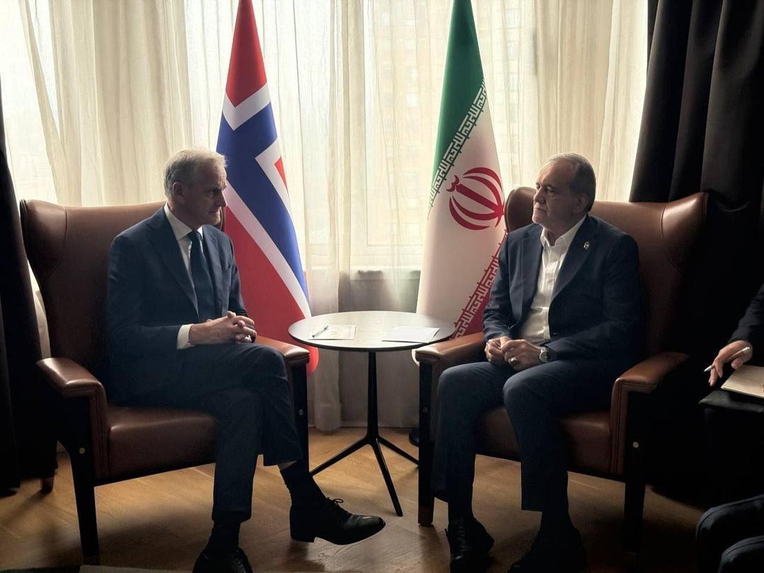 پزشکیان در دیدار با نخست‌وزیر نروژ: اگر اسنپ‌بک اتفاق بیفتد، گفت‌و‌گو دیگر معنایی ندارد/ بخشی از بدبینی کشور‌های غربی نسبت به برنامه هسته‌ای ایران ناشی از سوءتفاهم و قسمتی دیگر به دلیل تبلیغات غیر واقعی رژیم صهیونیستی است