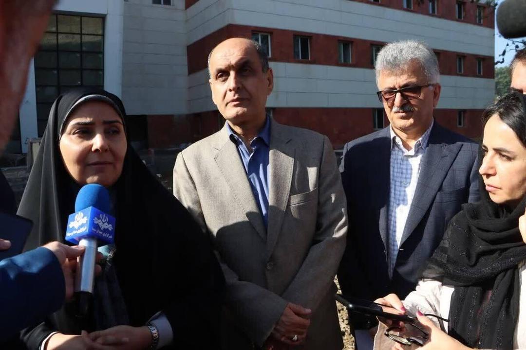 بازدید وزیر راه وشهرسازی از بیمارستان ۴۲۲ تختخوابی لاکان