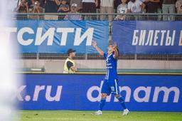 مصاحبه با ستاره‌ای که استقلال هم پول خریدش را نداشت!