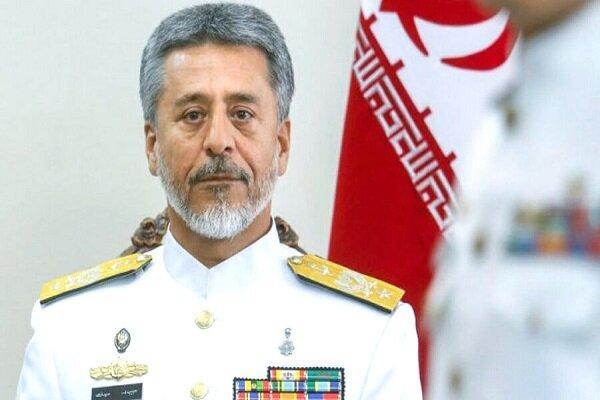 دریادار سیاری: آماده‌ایم تا مقابل هر دشمنی بایستیم