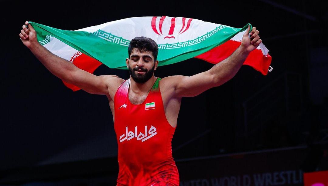 استقبال گرم آملی‌ها از قهرمان طلایی کشتی فرنگی جهان