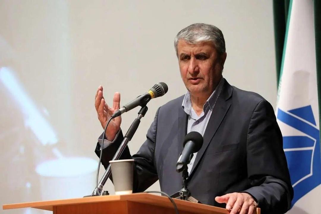ما از کسی دستور نمی‌گیریم/ مسیر خود را دنبال و تمامی محصولات مورد نیاز را در داخل کشور تولید می‌کنیم