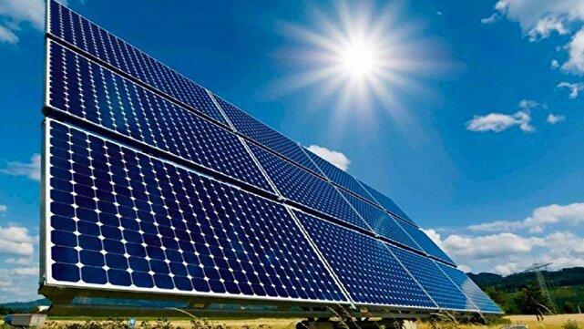 تامین۲۰۰ مگاوات برق خورشیدی در قم تا پایان سال