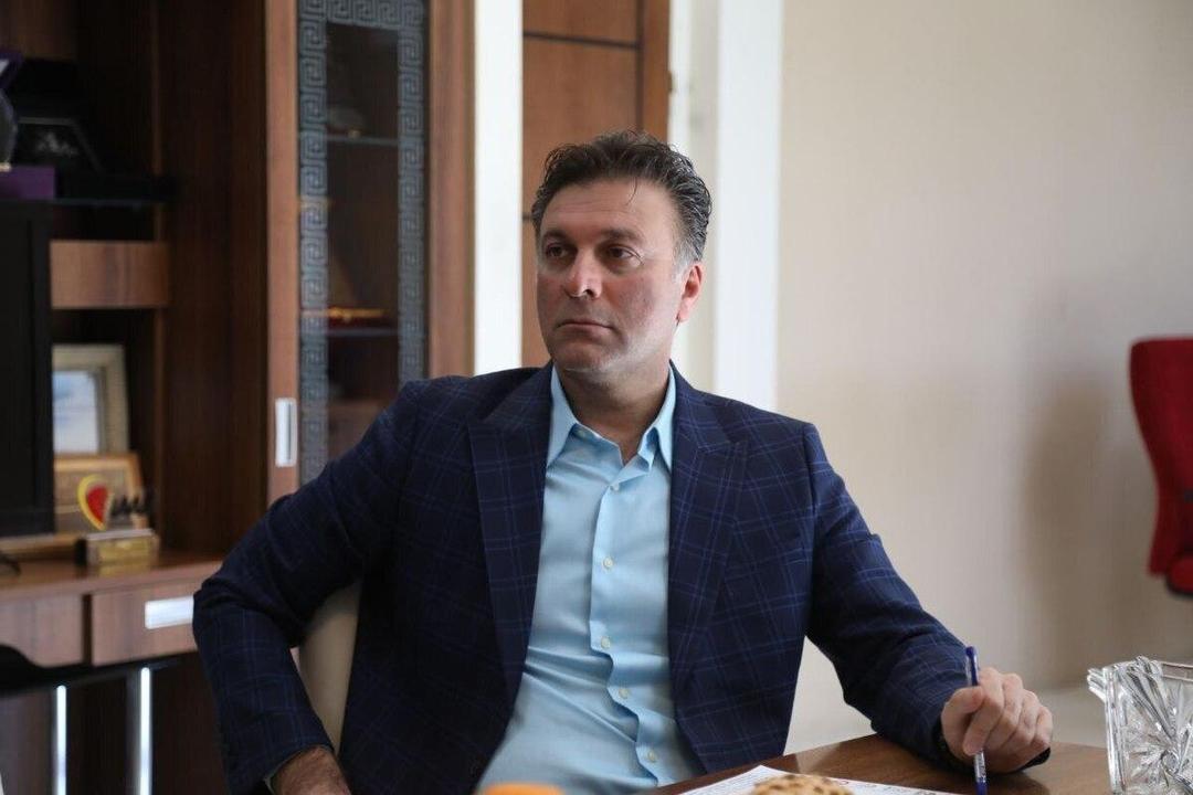 مدیرعامل تراکتور: انتظار داریم فدراسیون و داوران با قاطعیت جلوی بی‌قانونی را بگیرند