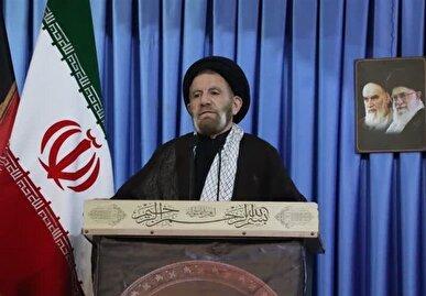 امام جمعه خرم‌آباد: مذاکره با آمریکا جز تسلیم فایده‌ای برای ایران ندارد