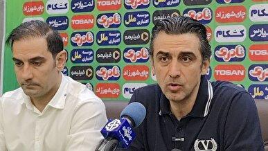 رحمتی: نبود مهاجم تخصصی از مشکلات فوتبال ایران است