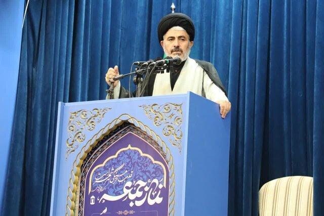 امام جمعه ارومیه: مذاکره‌ای که به شرط ترک غنی سازی باشد، بی فایده است