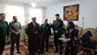 تکریم خانواده شهیدان سالخورده و نویدی در میاندوآب
