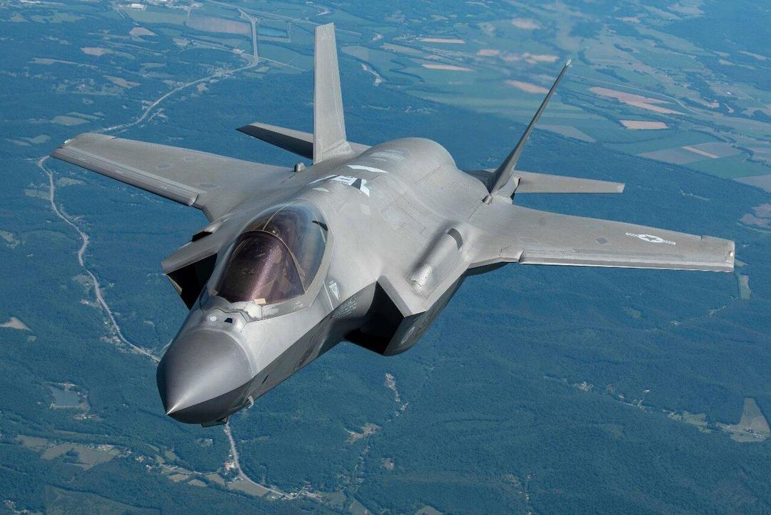 ببینید | روایت خلبان بازنشسته ارتش ایران: حتی با ۳۰۰ فروند F-35 هم نمی‌توان با آمریکا مقابله کرد چون...