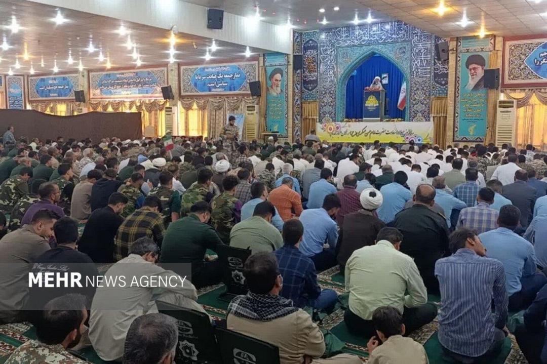 امام جمعه بوشهر: کشورهای غربی تاریخ خود در خلیج فارس را مطالعه کنند