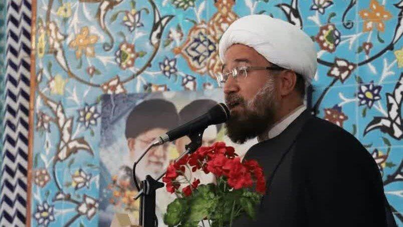 صانعی: فضای مجازی بستر اصلی دشمن برای تحریف ارزش‌هاست