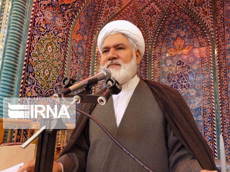 تأکید امام جمعه خاش بر تبیین فرهنگ جهاد و ضرورت علم‌آموزی