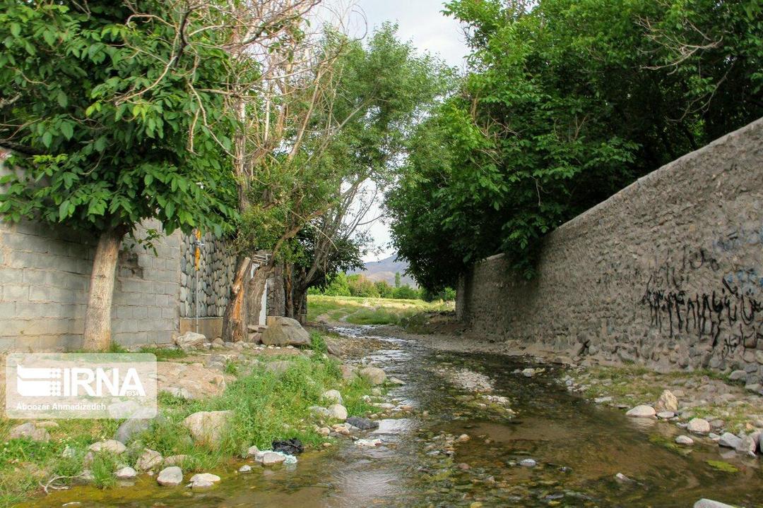 فصل نو گردشگری در بردسیر با طعم سیب و گلابی