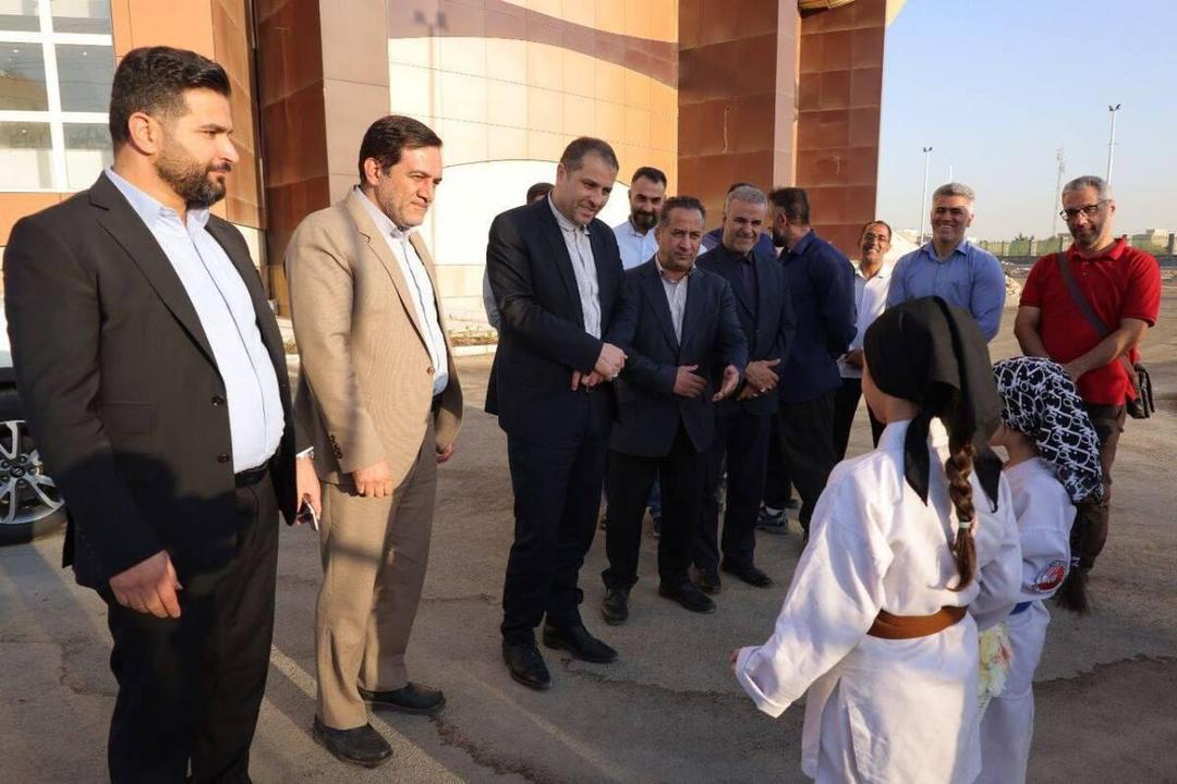 بازدید معاون وزیر ورزش و جوانان از پروژه‌های ورزشی استان البرز