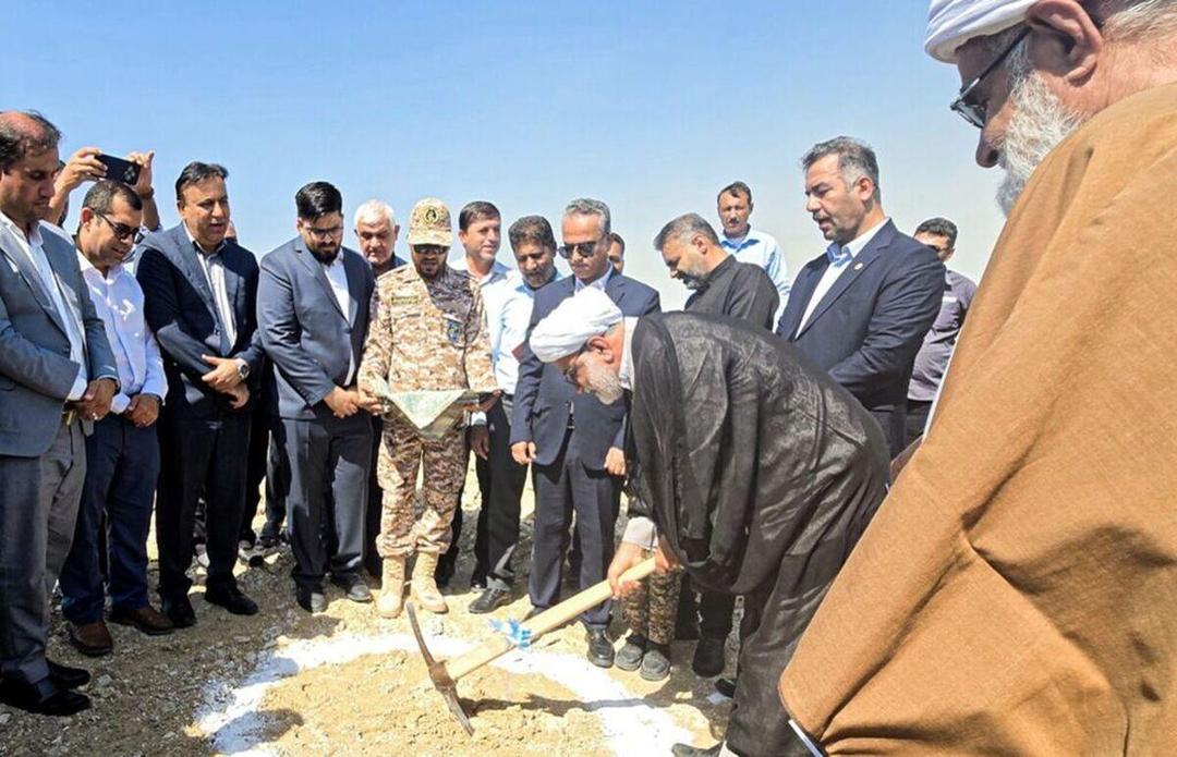 آغاز عملیات اجرایی پروژه اصلاح و ترمیم بندر صیادی "شیرینو" در استان بوشهر