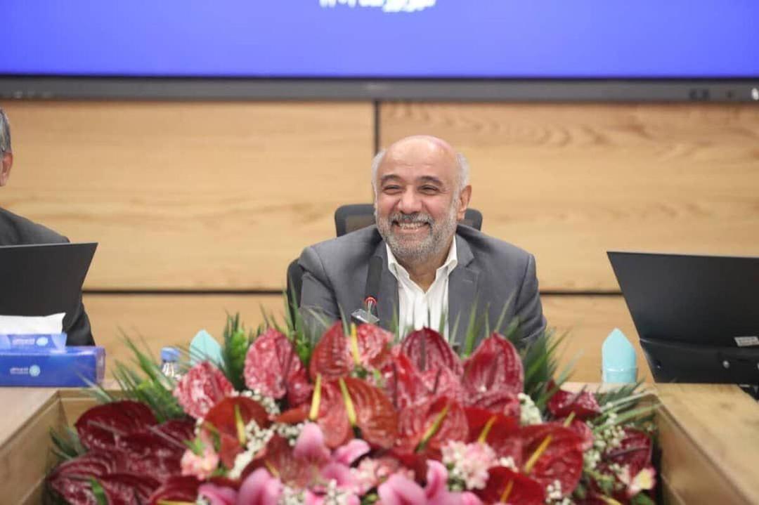 میدری: مدیریت صنایع تبدیلی باید در اختیار بخش خصوصی باشد