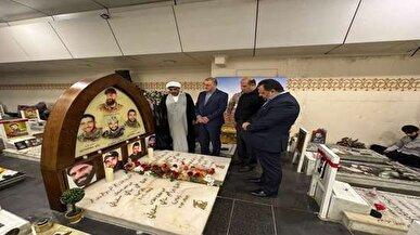 حضور رئیس بنیاد شهید و نماینده ولی فقیه در بنیاد در مراسم سالگرد شهادت سید حسن نصرالله در بیروت/ نثار گل بر مزار سید شهدای مقاومت