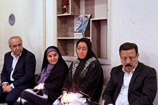 واگذاری زمین مسکونی به خانواده‌های دو شهید دانش‌آموز تبریز در شهر جدید سهند