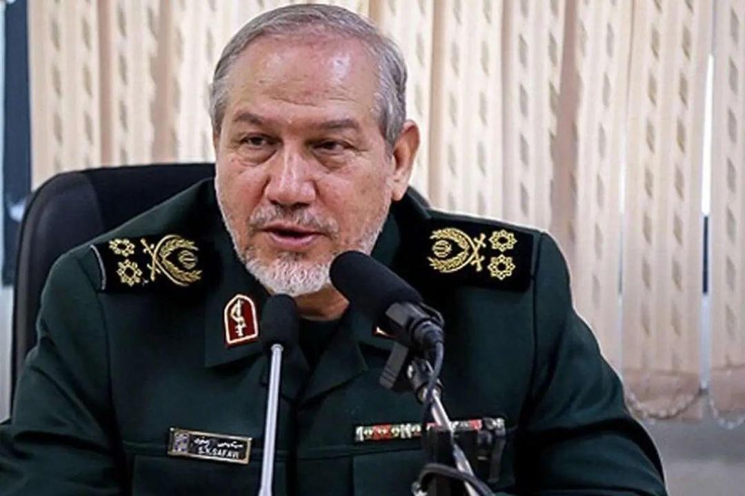 سرلشکر رحیم صفوی: در جنگ ۱۲ روزه در پدافند هوایی و در بخش اطلاعات ضعف‌هایی داشتیم/ بیش از ۵۰۰ موشک دوربرد به دشمن شلیک کردیم/ برخی موشک‌های ایران بیش از ۱۶ خلبان اسرائیلی را از بین برد