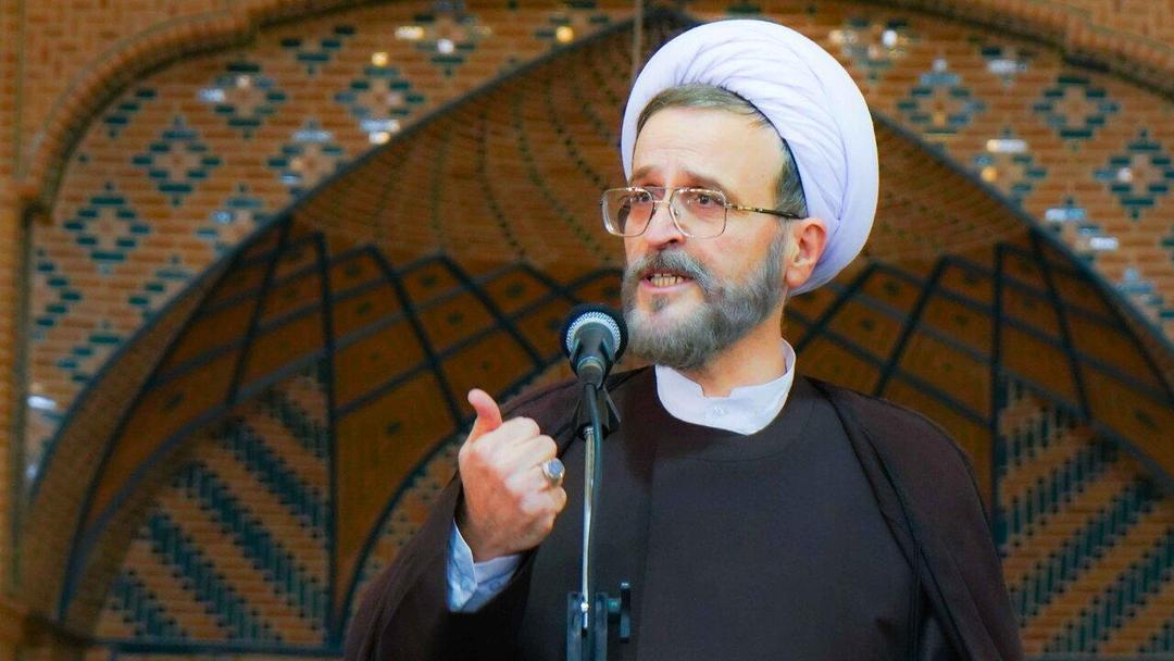 مواضع انقلابی و عقلانی رئیس جمهور با نمایش تصاویر شهدای غزه و جنگ تحمیلی / مذاکره با دشمنی که در حین مذاکره حمله می‌کند، خیانت است