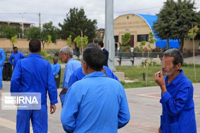 کاهش آسیب‌های اجتماعی با توانمندسازی معتادان