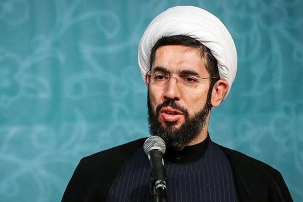 تغییری در وضعیت ریاست دانشگاه آزاد اتفاق نیفتاده است