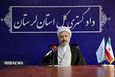 بهره مندی تعدادی از محکومان قضایی لرستانی از عفو معیاری مقام معظم رهبری