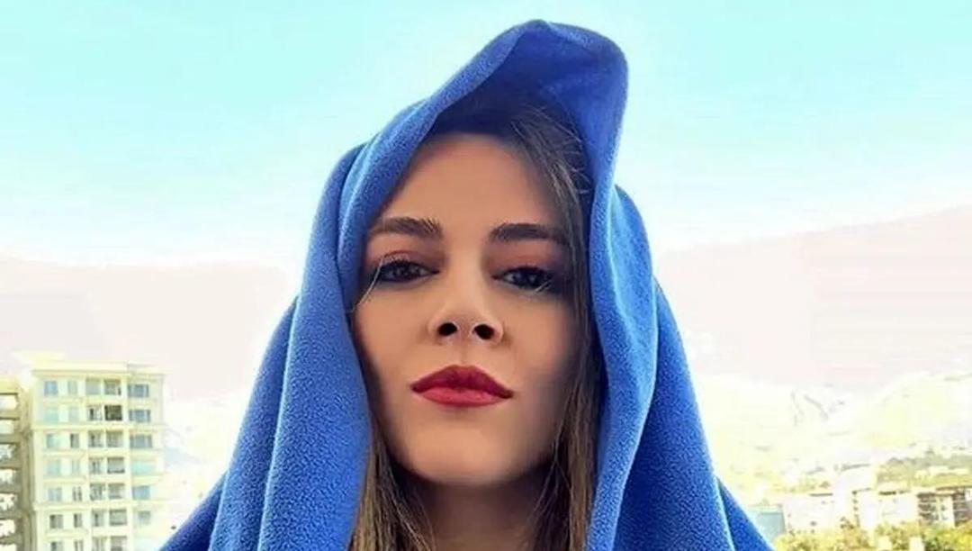 «با مهر باشی»؛ پیام ماهور الوند، بازیگر، در کنار سلفی جدید و متفاوتش (عکس)
