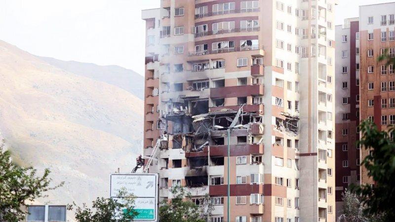 توسعه ایران قبل و بعد از جنگ ۱۲ روزه / ۵۰ درصد فعالان اقتصادی در دوره جنگ با ظرفیت کامل کار کردند / بازار کار غیر رسمی بیشترین آسیب را دید