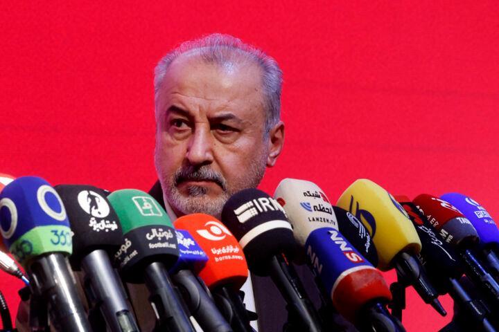 درویش در واکنش به انتقادات : عملکردم تاریخی است!/ آماده جذب بازیکن ۲۰ میلیون دلاری ‌هستیم
