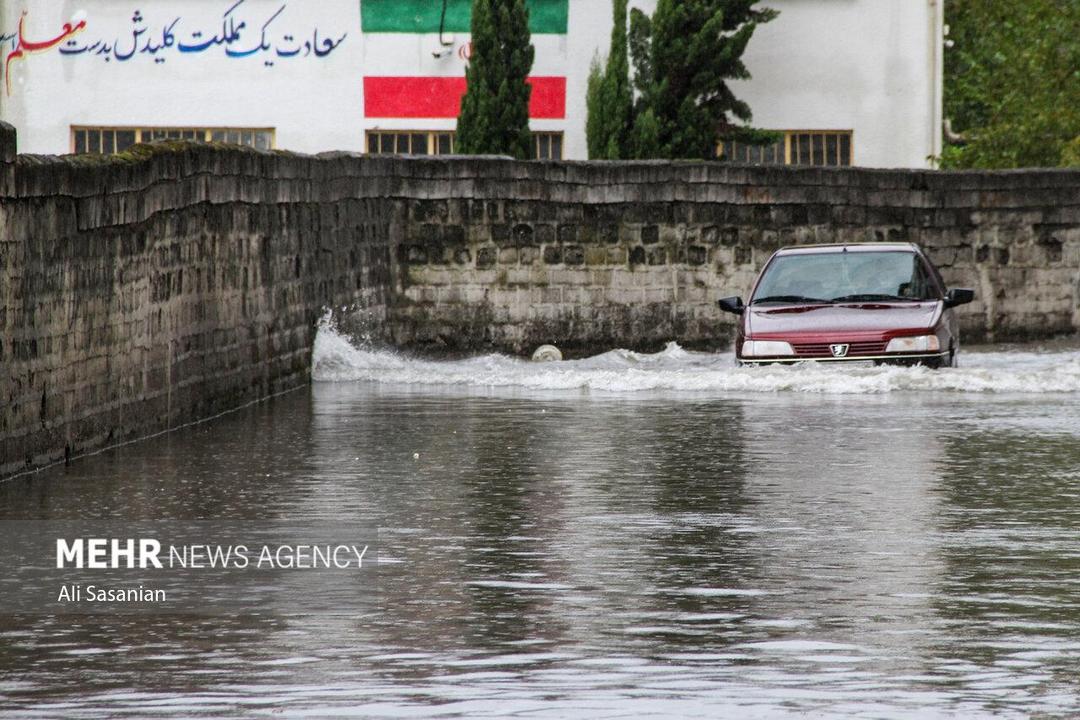 رگبار شدید باران در شهر گرگان و آبگرفتگی معابر