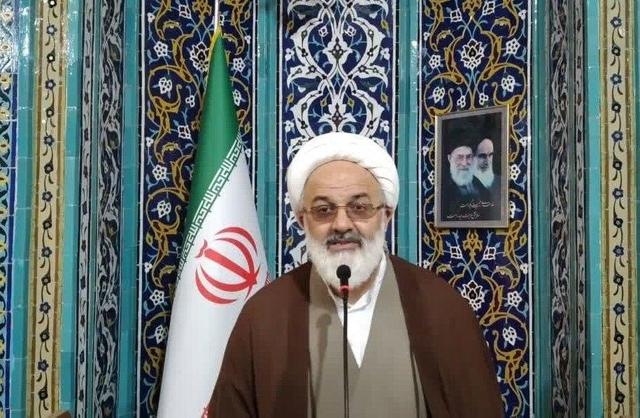 امام جمعه آرادان: ملت بصیر ایران، دشمن را به خاک ذلت می‌نشاند