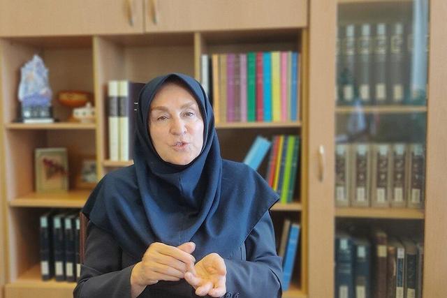 به‌ جای «mention» بگویید «نام‌یاد»