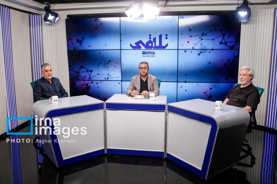 عرب سرخی:زمینه نفوذ، جابجایی اولویت‌ها/نقوی حسینی:دور کردن مردم از نظام، بازی در زمین دشمن