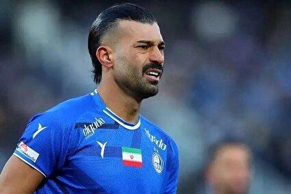 ببینید/ رامین رضائیان به هوادار استقلال: برو اعصاب ندارم!