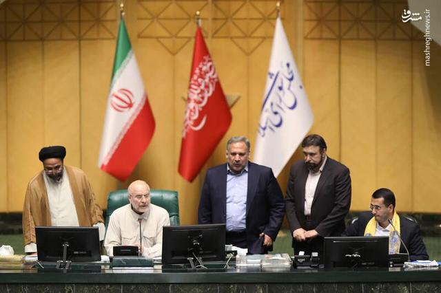 عکس/ صحن علنی مجلس یکشنبه ۶ مهر ۱۴۰۴