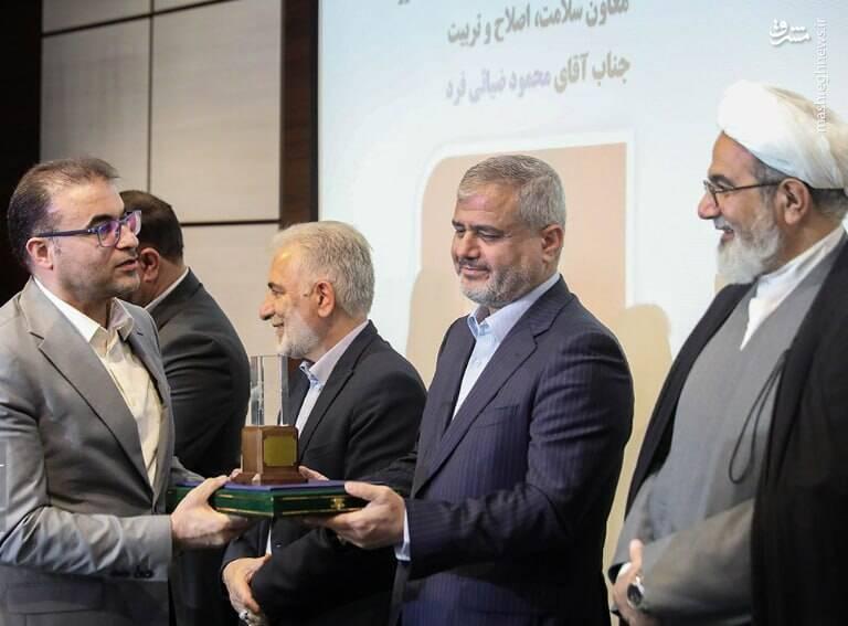 مدیران، قضات و کارکنان برتر دستگاه قضایی سال ۱۴۰۳ معرفی شدند