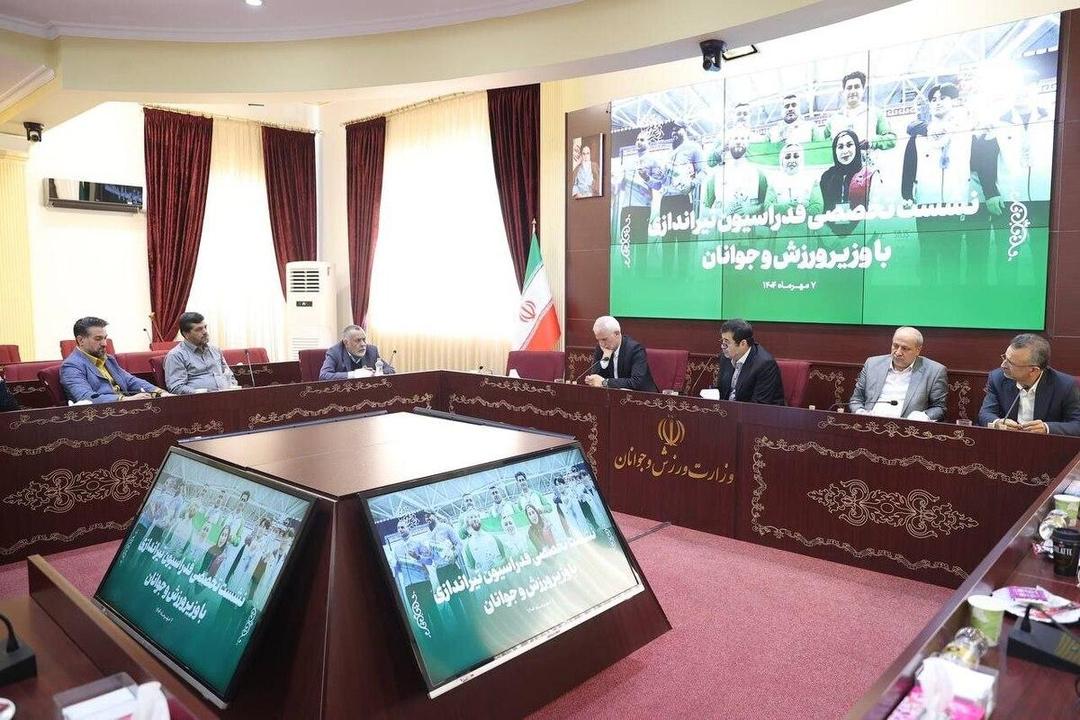 برگزاری اردوهای بلند مدت تیراندازان در چین/درخواست دوومیدانی‌کاران روس و بلاروس برای عضویت در تیم ملی ایران