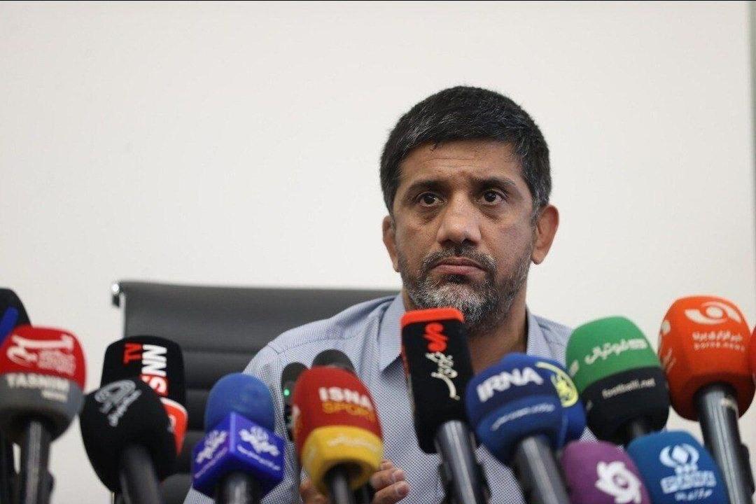 علیرضا دبیر: دنیامالی به صورت تمام وقت به ما کمک می‌کند/کشتی تنها ورزش صادراتی ما است