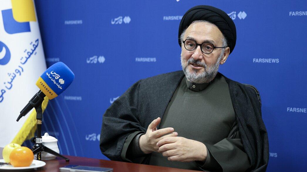 ببینید | پاسخ ابطحی به یک سوال؛ چرا خاتمی در انتخابات ۸۸ به نفع میرحسین موسوی کنار رفت؟
