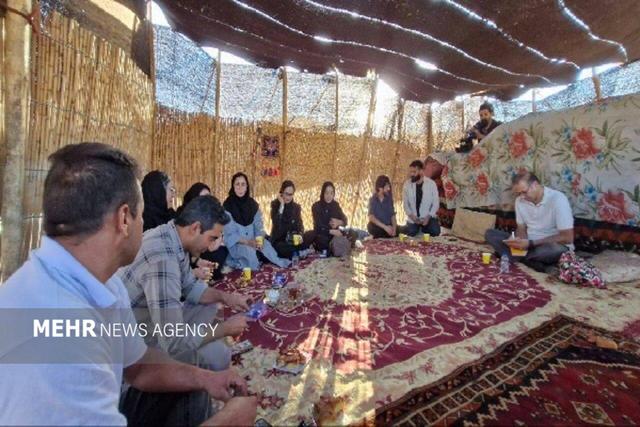 سیاه چادرهای عشایر بویراحمد میزبان رویداد فرهنگی هنری «وُرد واژه ها»