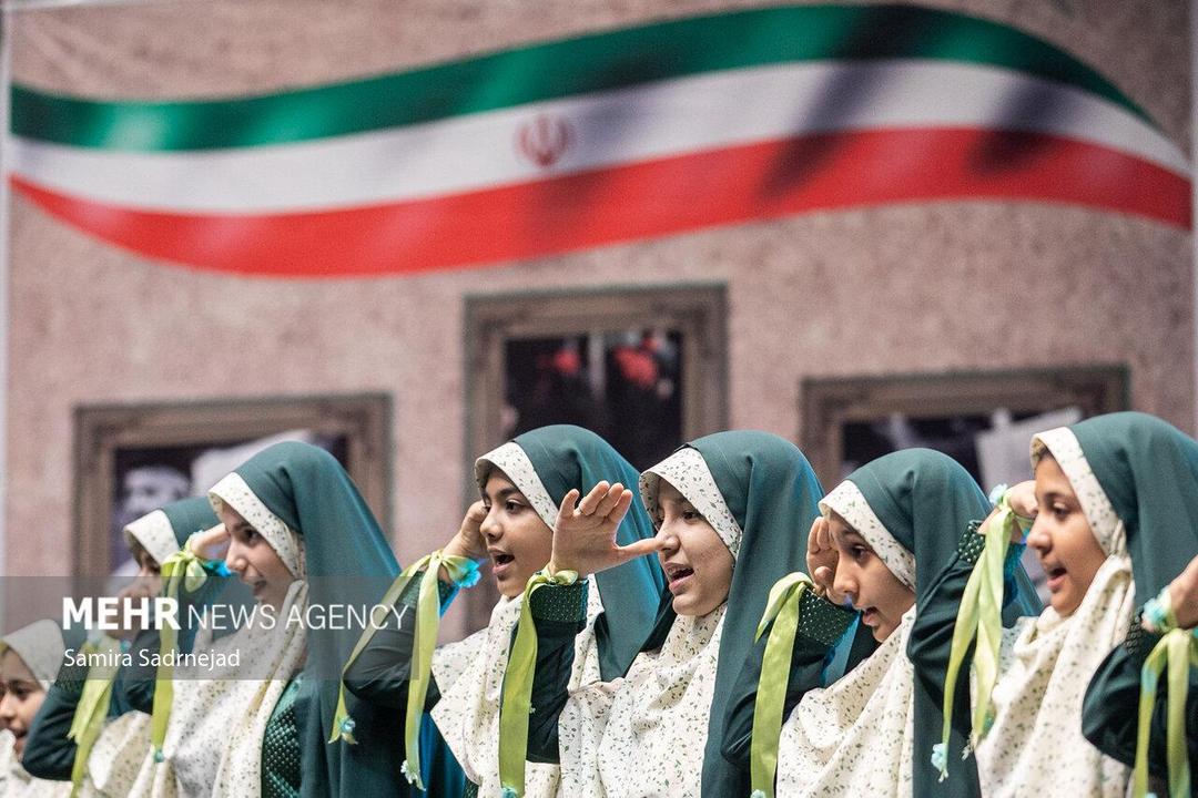 همایش بانوی مبارز