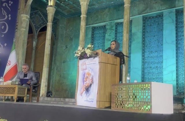«راه من تا آسمان بسته» در شب شعر حکیم نگار طنین انداز شد