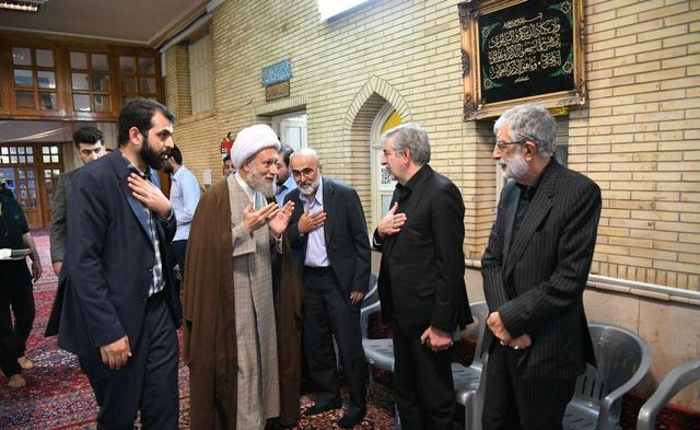 مراسم ترحیم مادر حدادعادل در شیراز برگزار شد